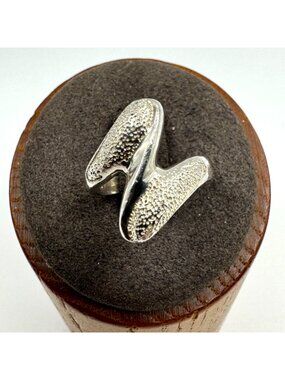 VTG Sterling Silver 925 Modernist Textured Twist Design Ring Size 4.75